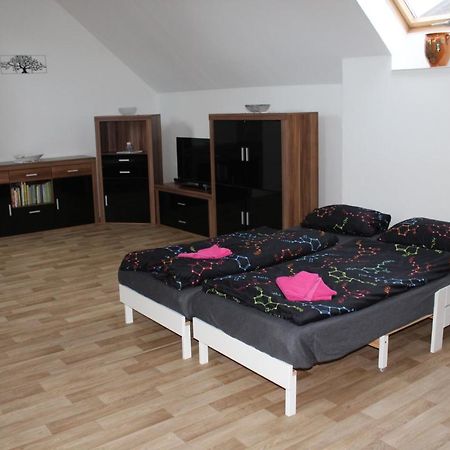 Apartman Rapotin, Jesenicka 296, 3Km Od Termalniho Parku Velke Losiny Bagian luar foto